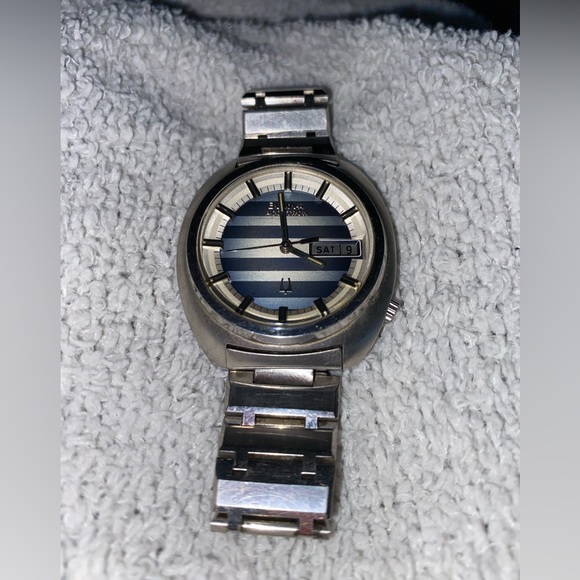 1974 BULOVA Accurton Vintage Day Date Retro Mens Stainless Steel Watch - Picture 2 of 14